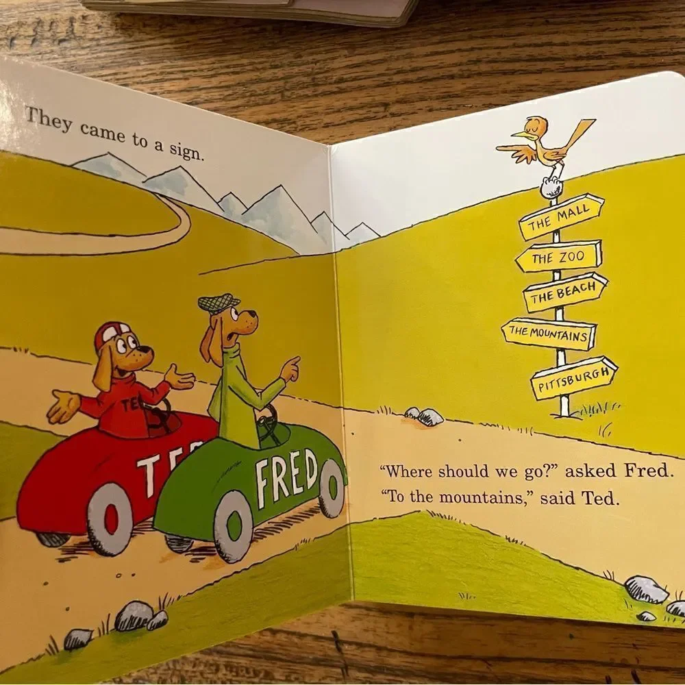 Lot of 4 Early Readers Toddler/ Preschool Board Books Dr Seuss and Others
